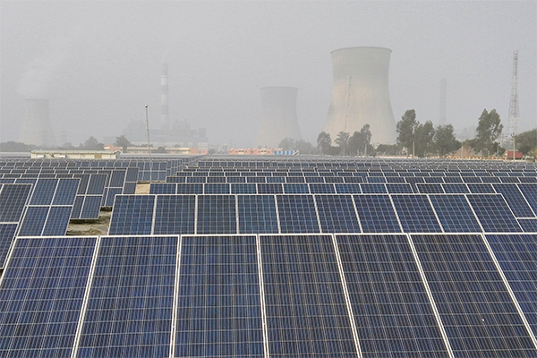 인도 정부가 태양광 산업단지를 조성해 신재생에너지 확산을 추진한다. [사진=드림스타임]