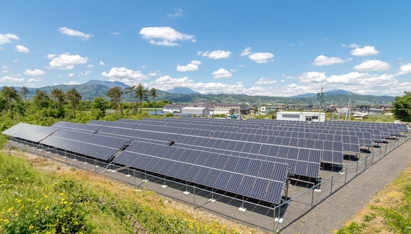 디카이온은 캐나다 태양광 업체인 그래스호퍼솔라로부터 일본 큐슈 지역의 23.848MW 규모, 700억원 가량의 태양광 개발 프로젝트 투자를 유치했다. [사진=dreamstime]