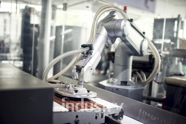 BASF는 협업로봇을 만들지는 않았지만 협업로봇을 매일매일 혁신하고 있다. [사진=BASF]