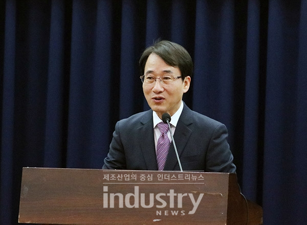 이원욱 의원은 “수소 관련 논의가 활발해지고 있어 산업 확산이 이뤄질 것으로 기대된다”고 밝혔다. [사진=인더스트리뉴스]