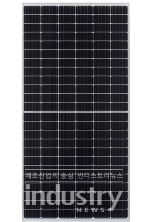 라이젠에너지가 공급 중인 하프컷 단결정 144(380W-385W) 모듈 [사진=라이젠코리아]