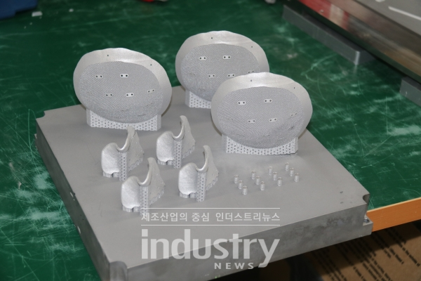 3D프린팅제조혁신센터가 만든 메디컬용 3D 프린팅 부품들 [사진=인더스트리뉴스]