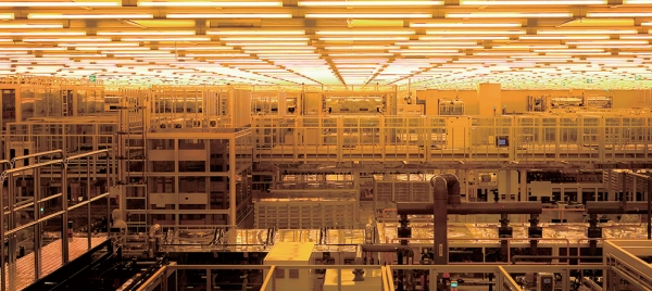 삼성엔지니어링은 세계 최대 규모의 클린룸을 비롯하여 반도체, 디스플레이, 2차 전지, LED 플랜트 등 다방면의 프로젝트를 수행해 왔다. [사진=삼성엔지니어링]