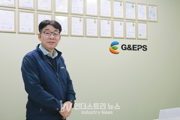 G&EPS 이창호 대표는 “계통연계형 CTTS는 부드럽게 전환되면서도 무정전이기 때문에 발전기에 스트레스를 주지 않아 발전기 수명이 연장된다”고 말했다. [사진=인더스트리뉴스]