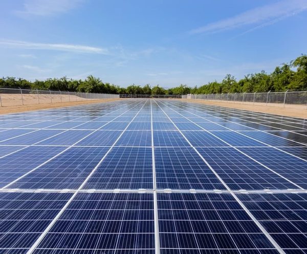 기존 유틸리티 규모의 태양광발전소의 경우 거의 절반의 비용으로 설치할 수 있으며 50달러/W 미만으로 운영할 수 있다. [사진=에르토스]