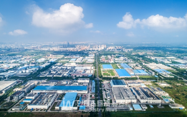 최근 트리나솔라는 N형 기술을 사용한 태양광 모듈의 생산 증대를 위해 중국 신공장 건설을 시작했다.  [사진=트리나솔라]