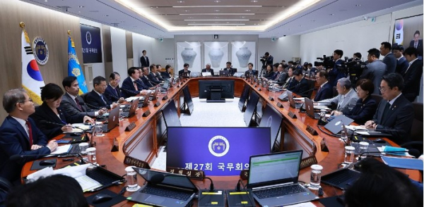 윤석열 대통령이 2024년 6월 18일 서울 용산 대통령실 청사에서 국무회의를 주재하고 있다. /사진=연합뉴스