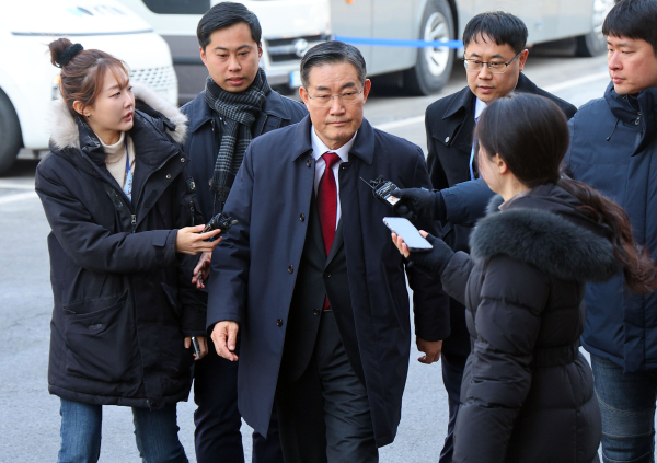 신원식 국가안보실장이 11일 서울 종로구 헌법재판소에서 열린 윤석열 대통령 탄핵 심판 7차 변론에 증인으로 출석하고 있다. /사진=연합뉴스