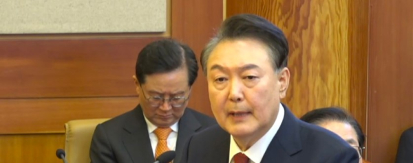 윤석열 대통령이 지난 25일 서울 종로구 헌법재판소에서 열린 윤 대통령 탄핵심판 11차 변론에서 최종 의견 진술을 하고 있다. /사진=헌법재판소 제공