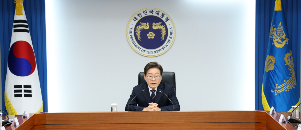 이재명 대통령이 23일 용산 대통령실에서 제1차 수석보좌관회의를 주재하고 있다. /사진=연합뉴스