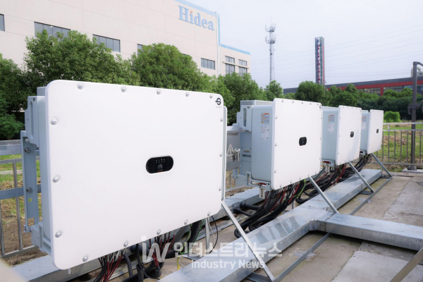 화웨이의 160kW급 스마트 인버터 ‘SUN2000-150K-MG0’가 설치된 1.3MW 규모 장쑤(Jiangsu) 태양광발전소 [사진=화웨이코리아]