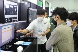 [2021부울경스마트팩토리] 웨다, AI 비전 검사 시스템 블루아이(BluAi) 선보여