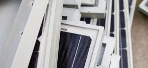 산업부 “태양광 모듈 이력 관리 필요성 증가… 건식공정 핵심 소재 개발”