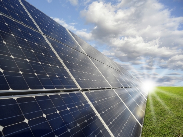 올해 태양광 수출이 전년대비 13% 하락한 27억5,000만 달러에 머물 것이라는 전망이 나왔다. [사진=pixabay]