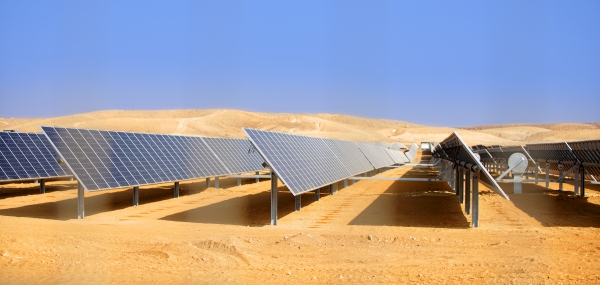 UAE, 사우디 등 걸프협력회의 국가들이 태양광, 풍력 등을 필두로 신재생에너지로의 전환을 가속화하고 있다. [사진=utoimage] 