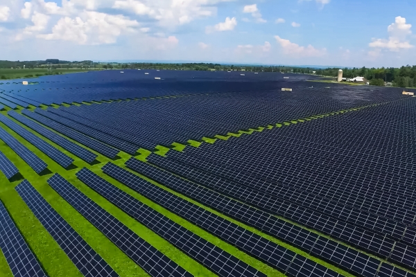 태양전지 기술 트렌드 중심이 p형에서 n형으로 옮겨가고 있다. 독일의 태양광 시장조사기관인 ‘ITRPV(International Technology Roadmap)’에 따르면, n형 태양전지는 2021년 15%에서 2029년 44%로 확대될 전망이다. [사진=utoimage]