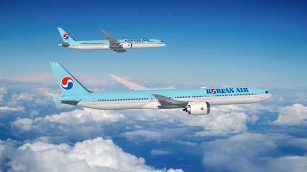 대한항공 B777-9(사진 밑)와 787-10 여객기 모습. [사진=대한항공]