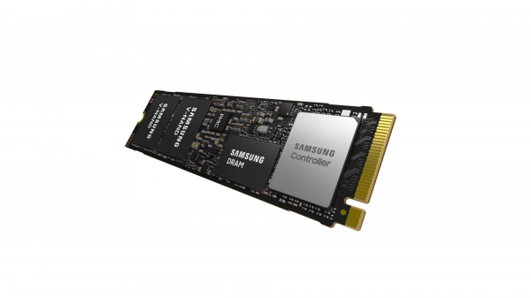 삼성전자가 양산을 시작한 AI PC용 SSD 'PM9E1'/ 사진 = 삼성전자