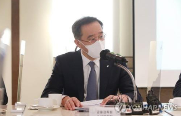 이찬우 전 금융감독원 수석부원장이 3일 NH농협금융지주 신임 회장으로 최종 선임됐다 / 사진=연합뉴스