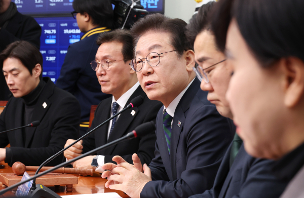 더불어민주당 이재명 대표가 12일 국회에서 열린 최고위원회의에서 발언하고 있다. /사진=연합뉴스