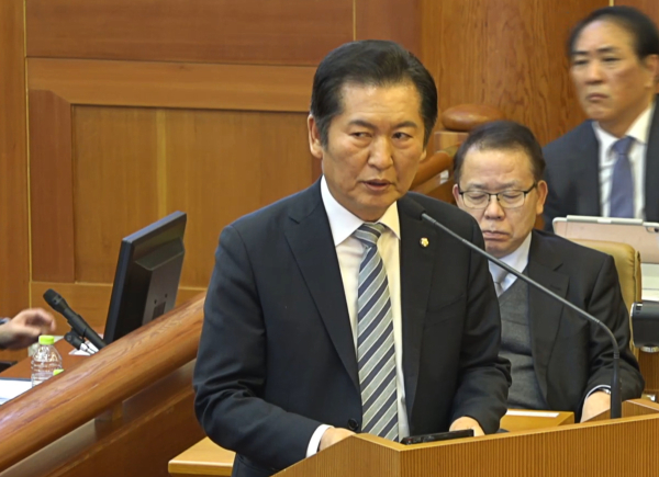 정청래 국회 탄핵소추단장이 25일 서울 종로구 헌법재판소에서 열린 윤석열 대통령 탄핵심판 11차 변론에서 최종 의견 진술을 하고 있다. /사진=헌법재판소 제공