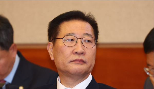 박성재 법무부 장관이 18일 서울 종로구 헌법재판소에서 열리는 탄핵심판 1회 변론에 출석해 있다. /사진=연합뉴스