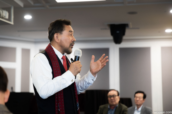 소재학 교수가 포럼에서 발언하고 있다./사진=강남경제인포럼