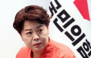 윤희숙 vs 송언석, 쇄신 놓고 정면충돌...국민의힘 내홍 격화